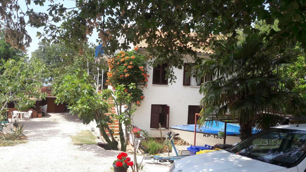 Apartmani Niessner Malinska Exterior foto