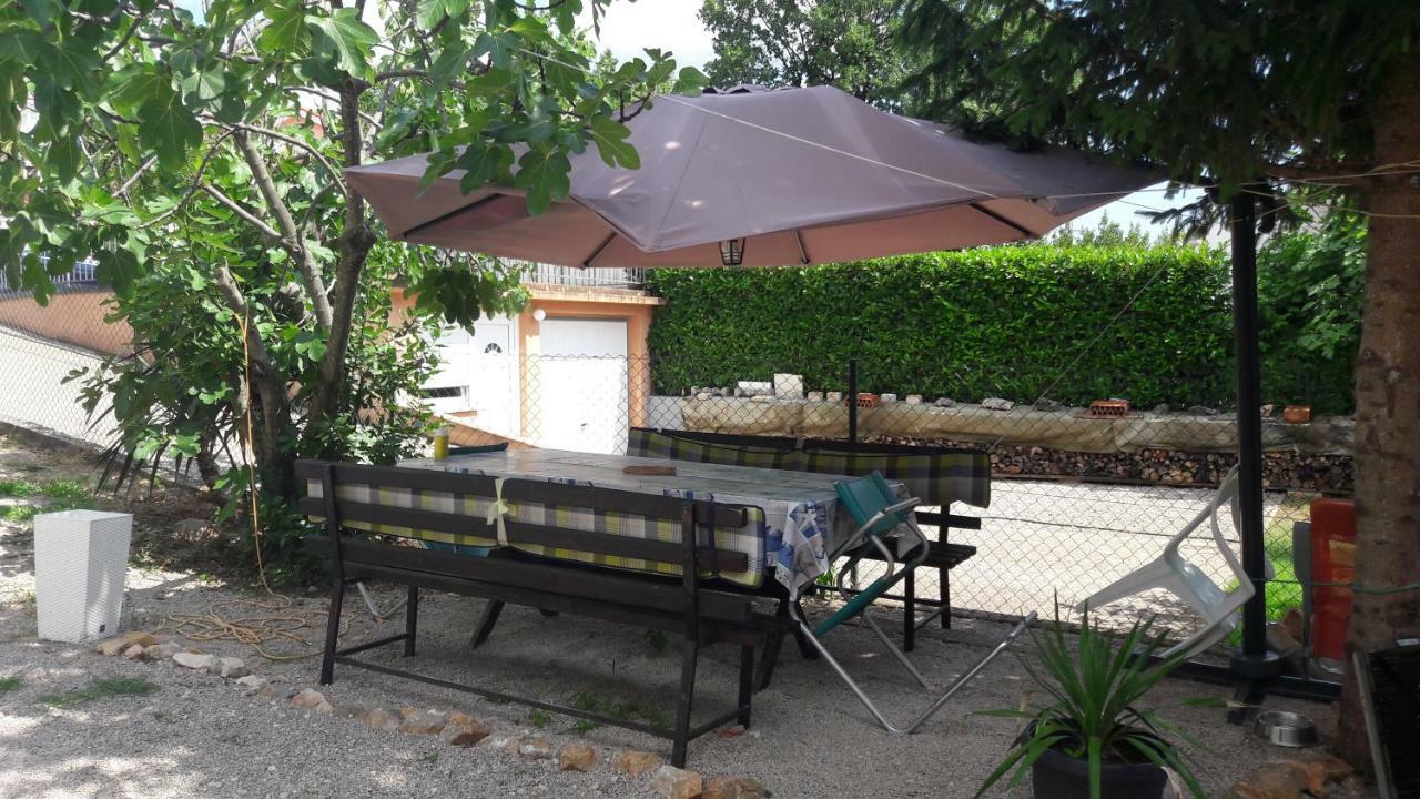 Apartmani Niessner Malinska Exterior foto