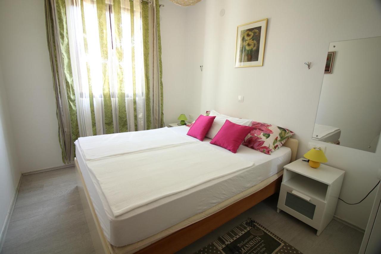 Apartmani Niessner Malinska Exterior foto