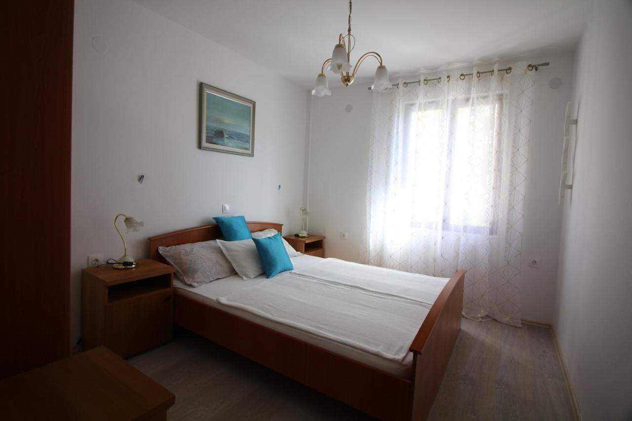 Apartmani Niessner Malinska Exterior foto